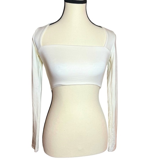 Oh Polly Tops - Oh Polly Narelle Ivory Long Sleeve Fitted Crop Top Women’s Size 2 NWT